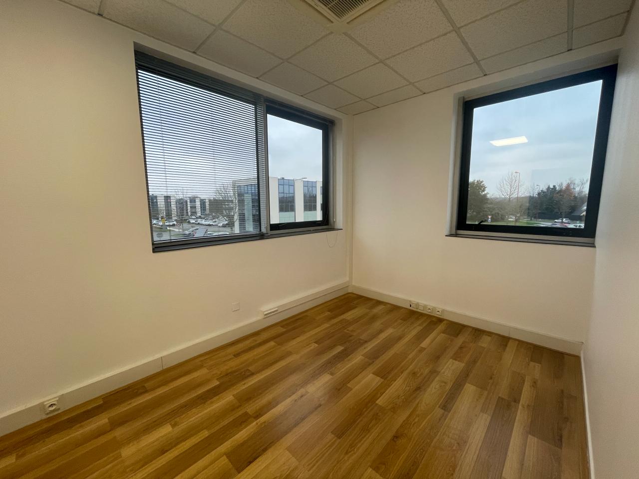 Bureau Saint-Grégoire 170m² Location bureau Saint-Grégoire Ille-et-Vilaine OLBUR2308088 4